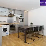 London Bridge 2 Bed Apt Free Parking